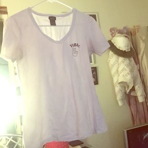 Whit tee with letters